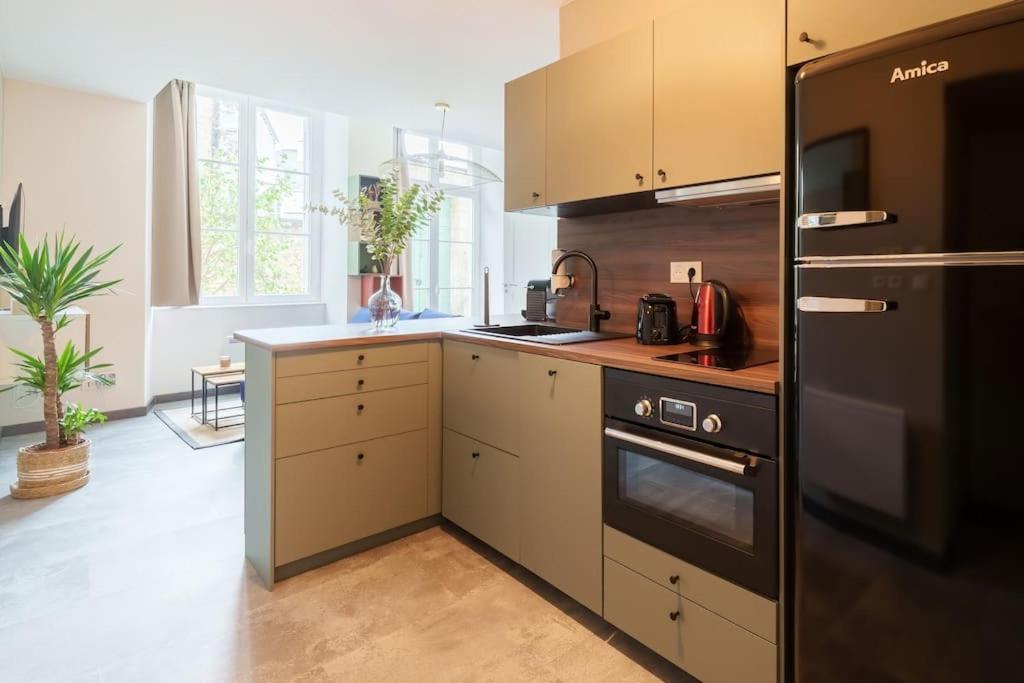 Appartement Lumineux Avec Cour Chaumont  Exterior photo