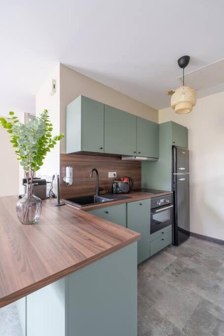 Appartement Lumineux Avec Cour Chaumont  Exterior photo