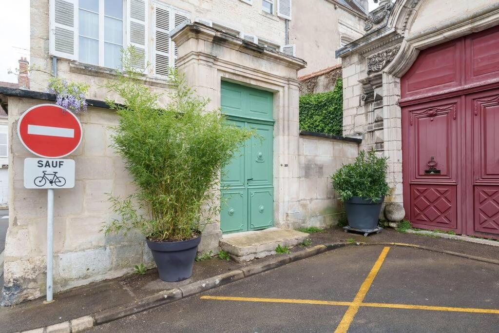 Appartement Lumineux Avec Cour Chaumont  Exterior photo